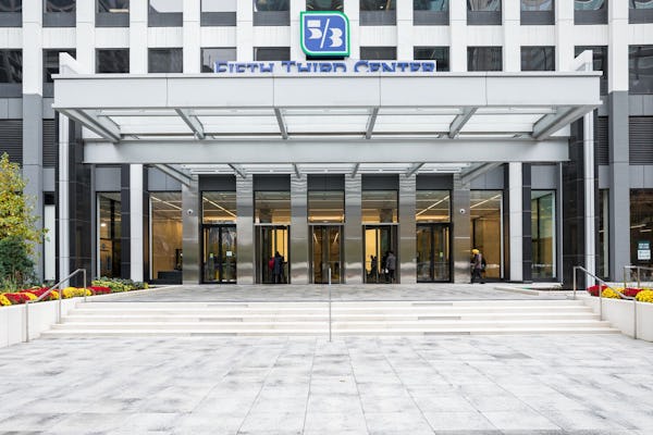 Wework location 222 South Riverside Plaza in Chicago