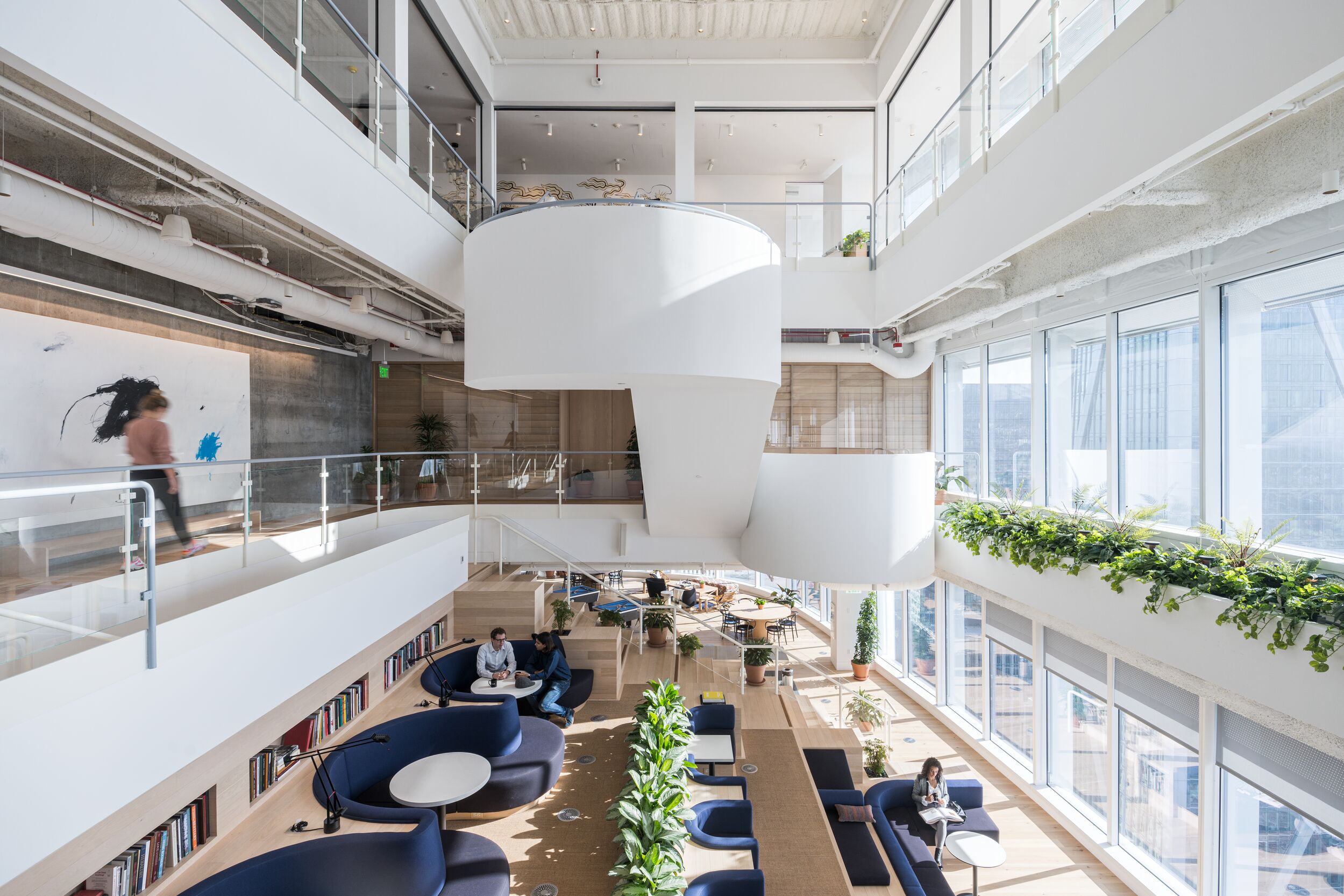 Salesforce Tower Office Space in SoMa | WeWork